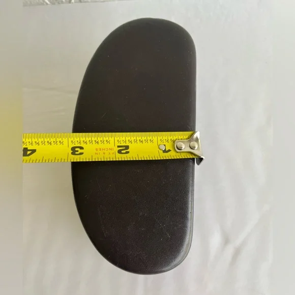 MICHAEL KORS Women Hard Clamshell Sunglasses Case - Picture 13 of 16